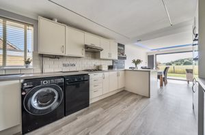 Photo 15- click for photo gallery